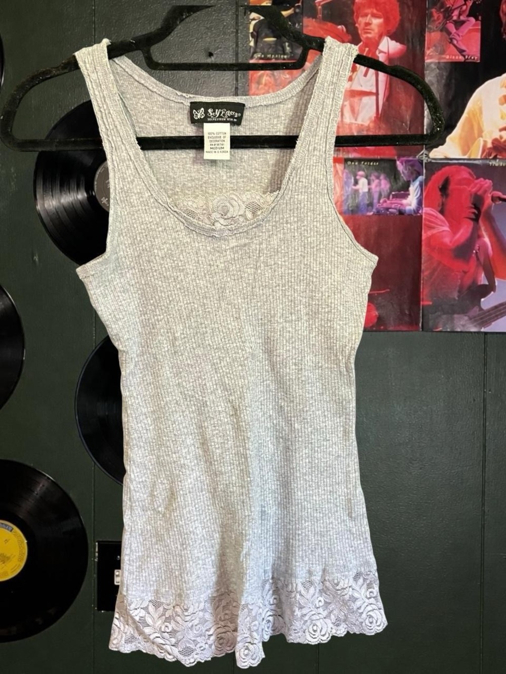 Gray Lace-Trim Ribbed Tank Top by